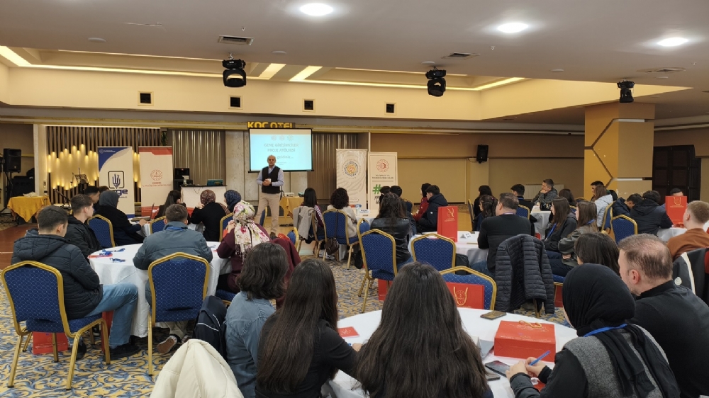 �ank�r��da Gen�ler Gelece�i Tasarl�yor: Proje At�lyesiyle Giri�imcilik Seferberli�i